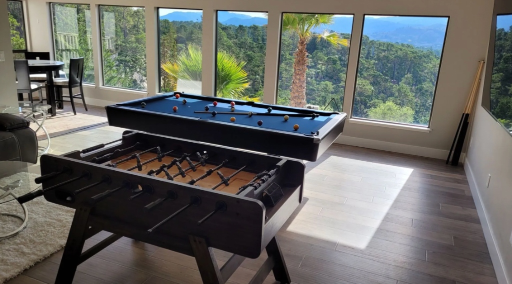 Game and Entertainment Lounge